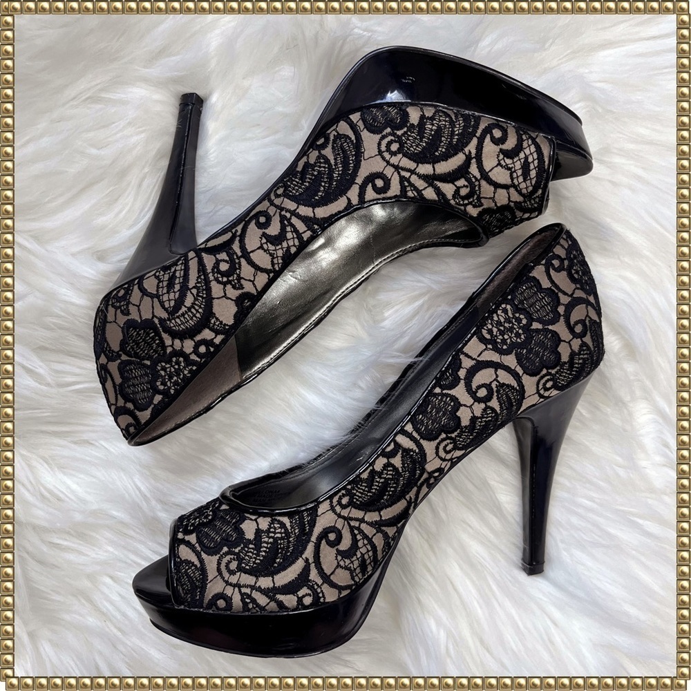 Guess Black and Cream Lace Platform Heels